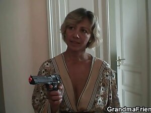Bigtit MILF Ava Adda ...